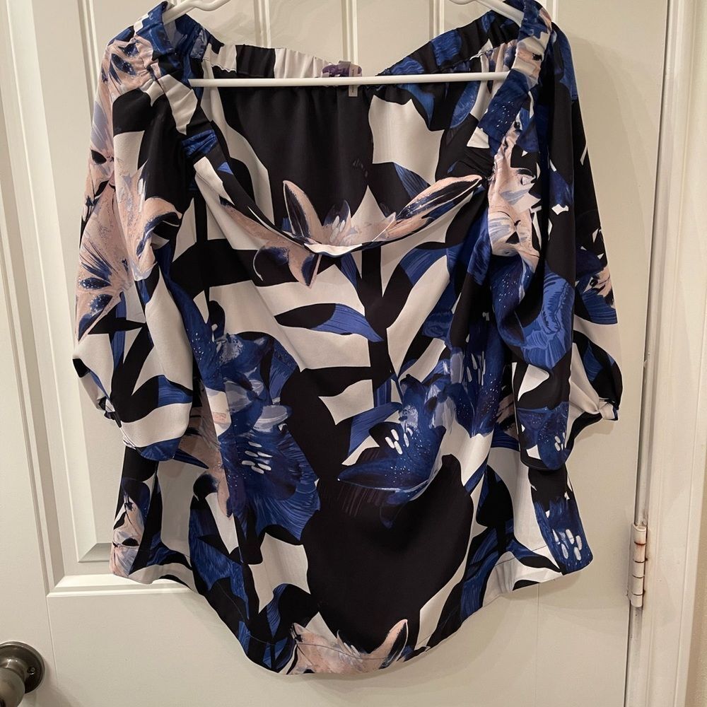 1.STATE Floral Off-Shoulder Blouse Large Blue White Pink Sleeve Knot Work Top - Picture 2 of 9